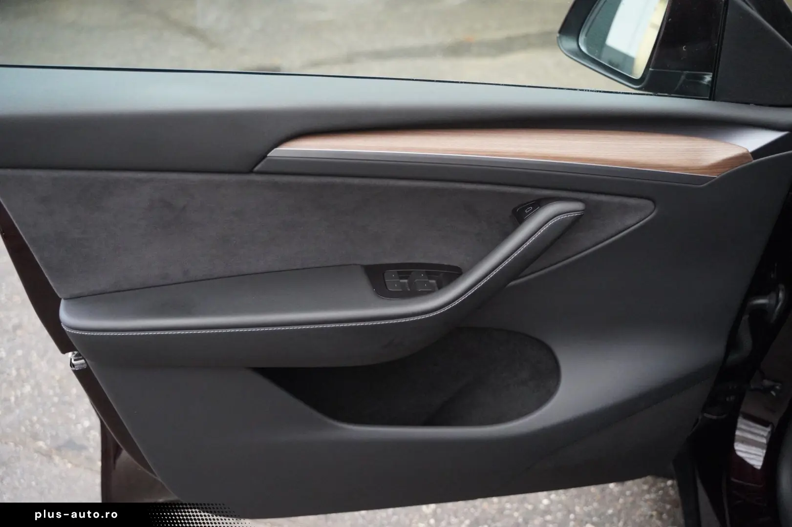 TESLA Model Y Performance