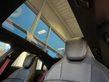 PORSCHE Taycan Basis Panodach Sportchrono 21 Zoll