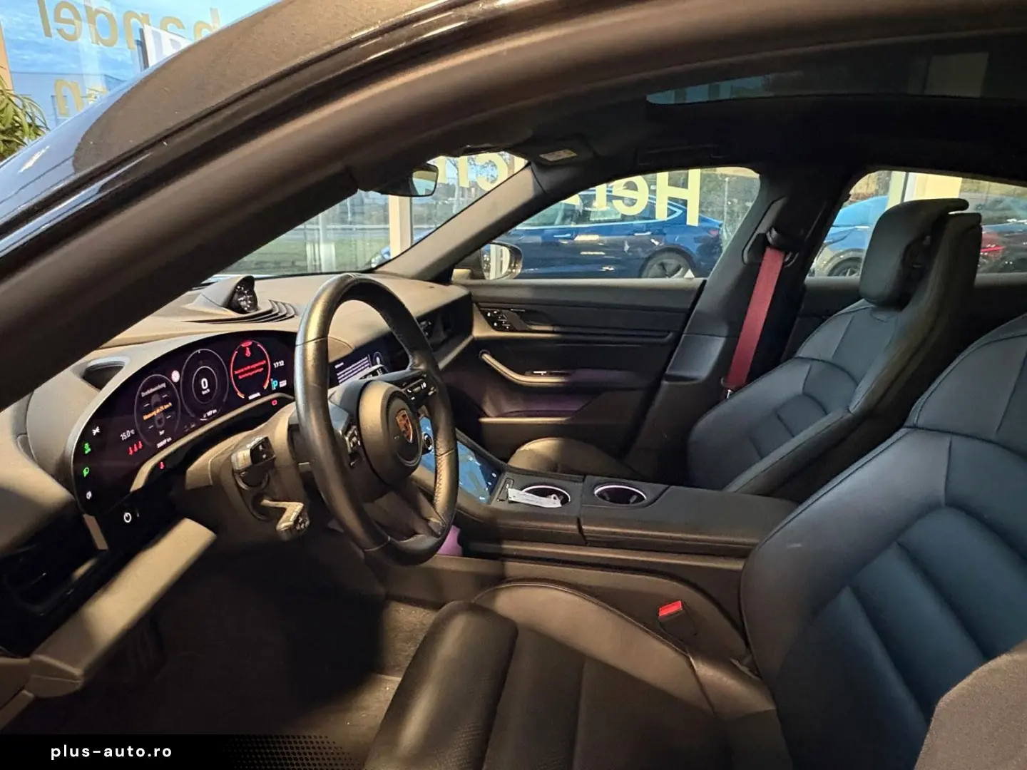 PORSCHE Taycan Basis Panodach Sportchrono 21 Zoll