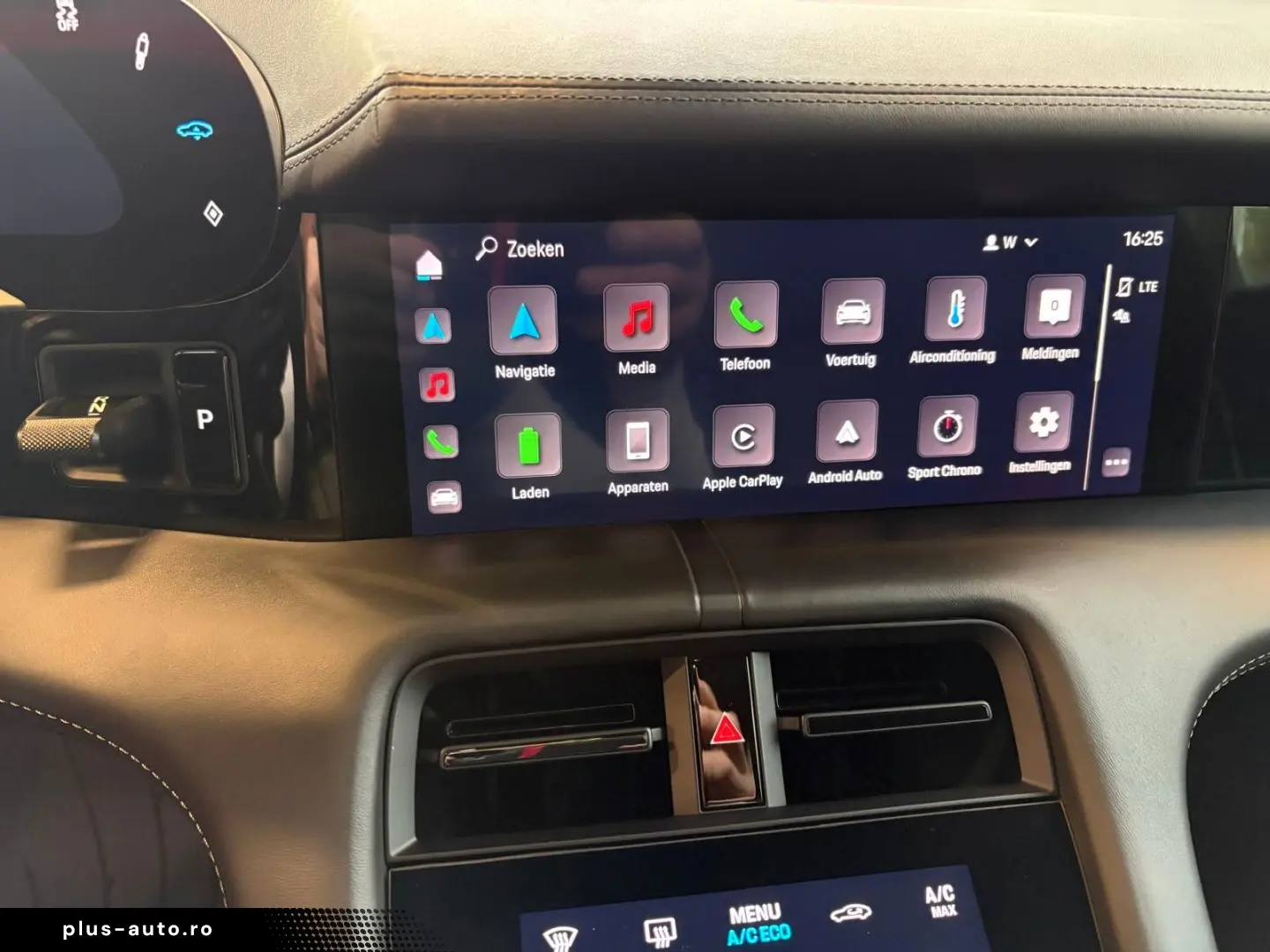 PORSCHE Taycan Basis Panodach Sportchrono 21 Zoll