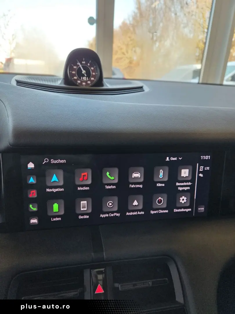 PORSCHE Taycan Basis Panodach Sportchrono 21 Zoll