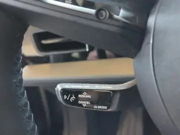 PORSCHE Taycan Basis Panodach Sportchrono 21 Zoll