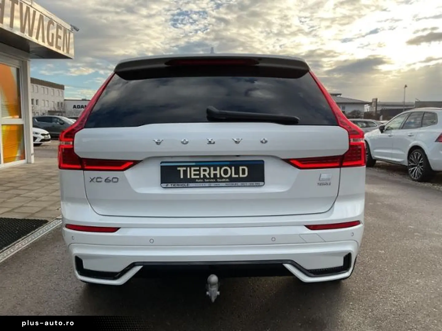 VOLVO XC60 T8 Ultimate Dark Plug-In AWD AHK ACC HUD