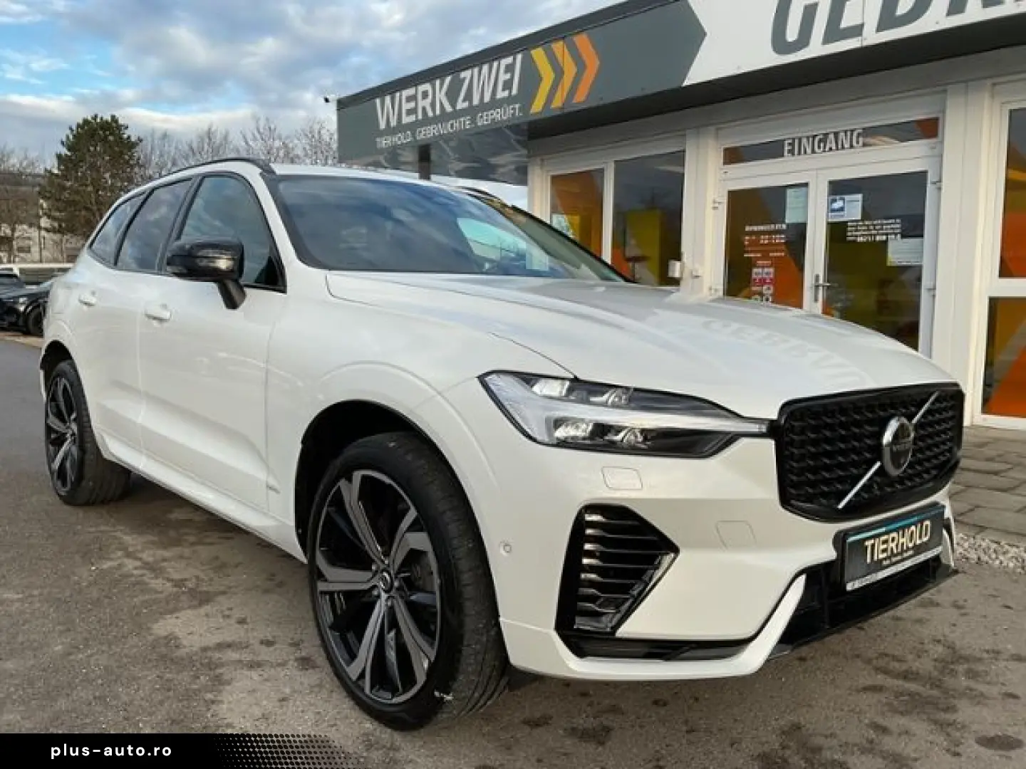 VOLVO XC60 T8 Ultimate Dark Plug-In AWD AHK ACC HUD