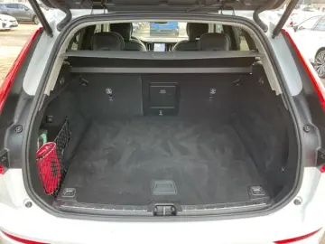 VOLVO XC60 T8 Ultimate Dark Plug-In AWD AHK ACC HUD