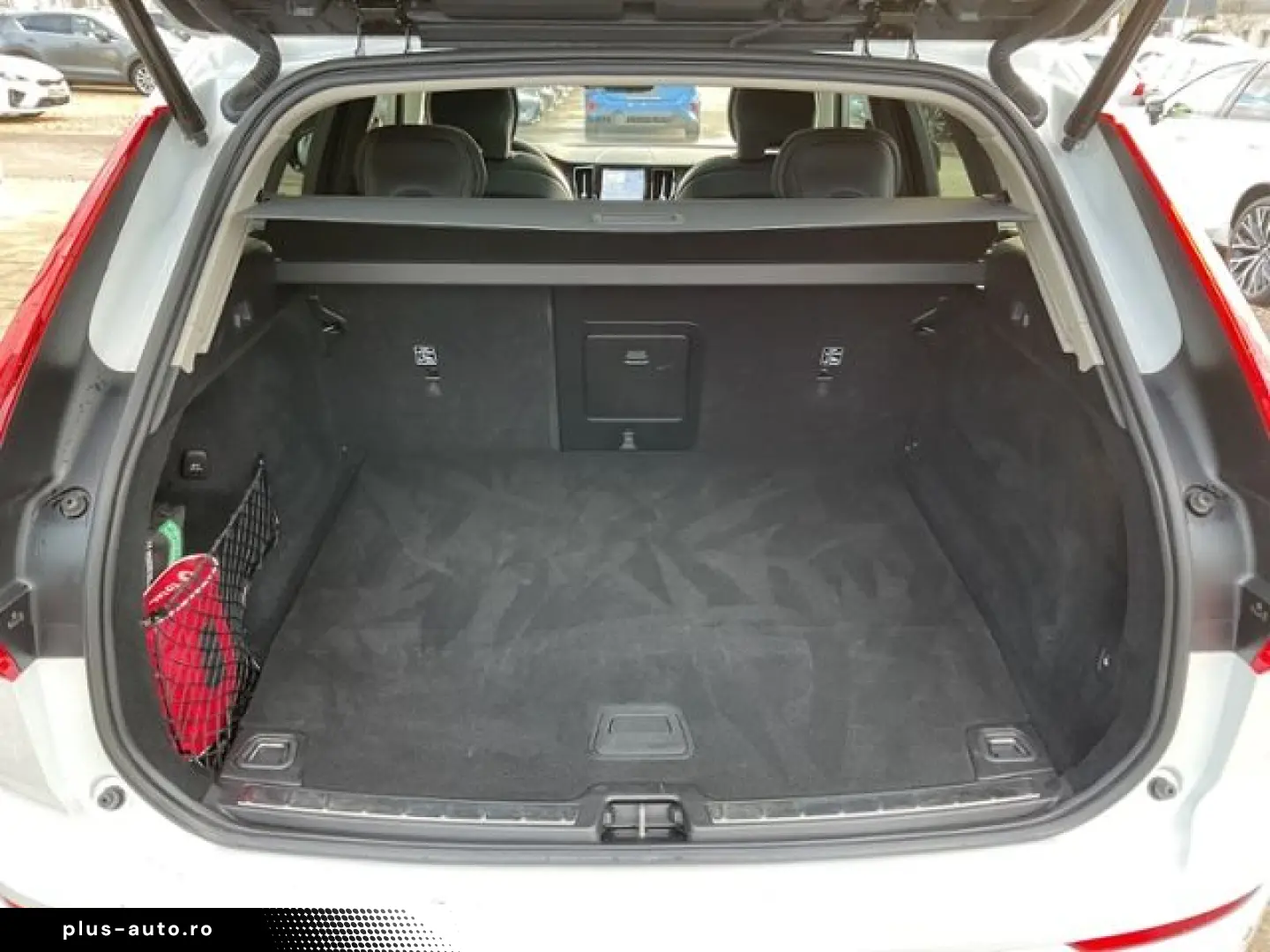 VOLVO XC60 T8 Ultimate Dark Plug-In AWD AHK ACC HUD