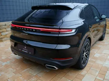 PORSCHE Cayenne Coupe E-Hybrid