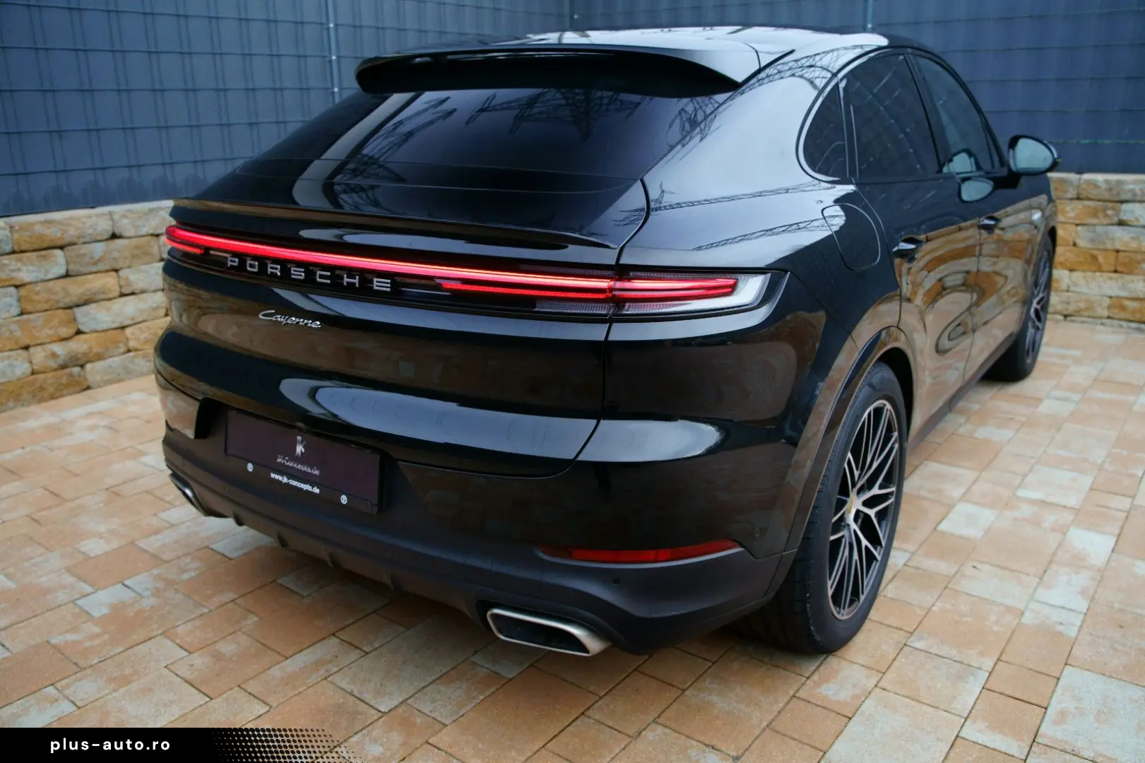 PORSCHE Cayenne Coupe E-Hybrid