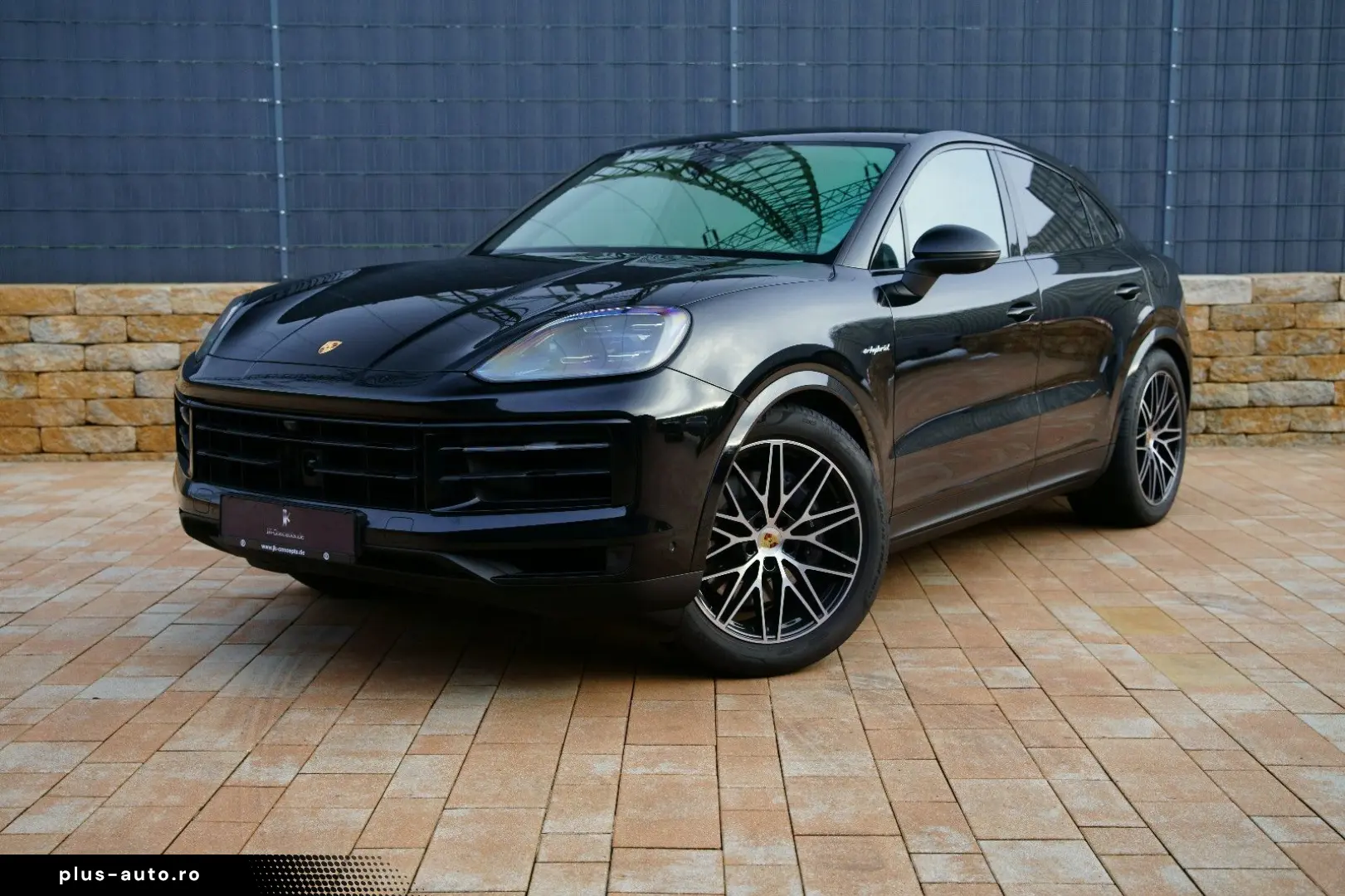 PORSCHE Cayenne Coupe E-Hybrid