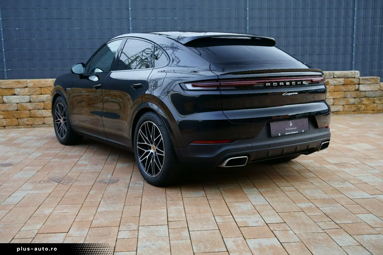 PORSCHE Cayenne Coupe E-Hybrid