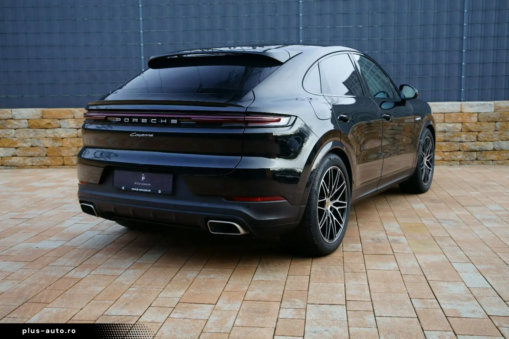 PORSCHE Cayenne Coupe E-Hybrid