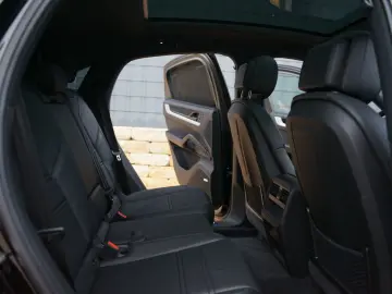 PORSCHE Cayenne Coupe E-Hybrid