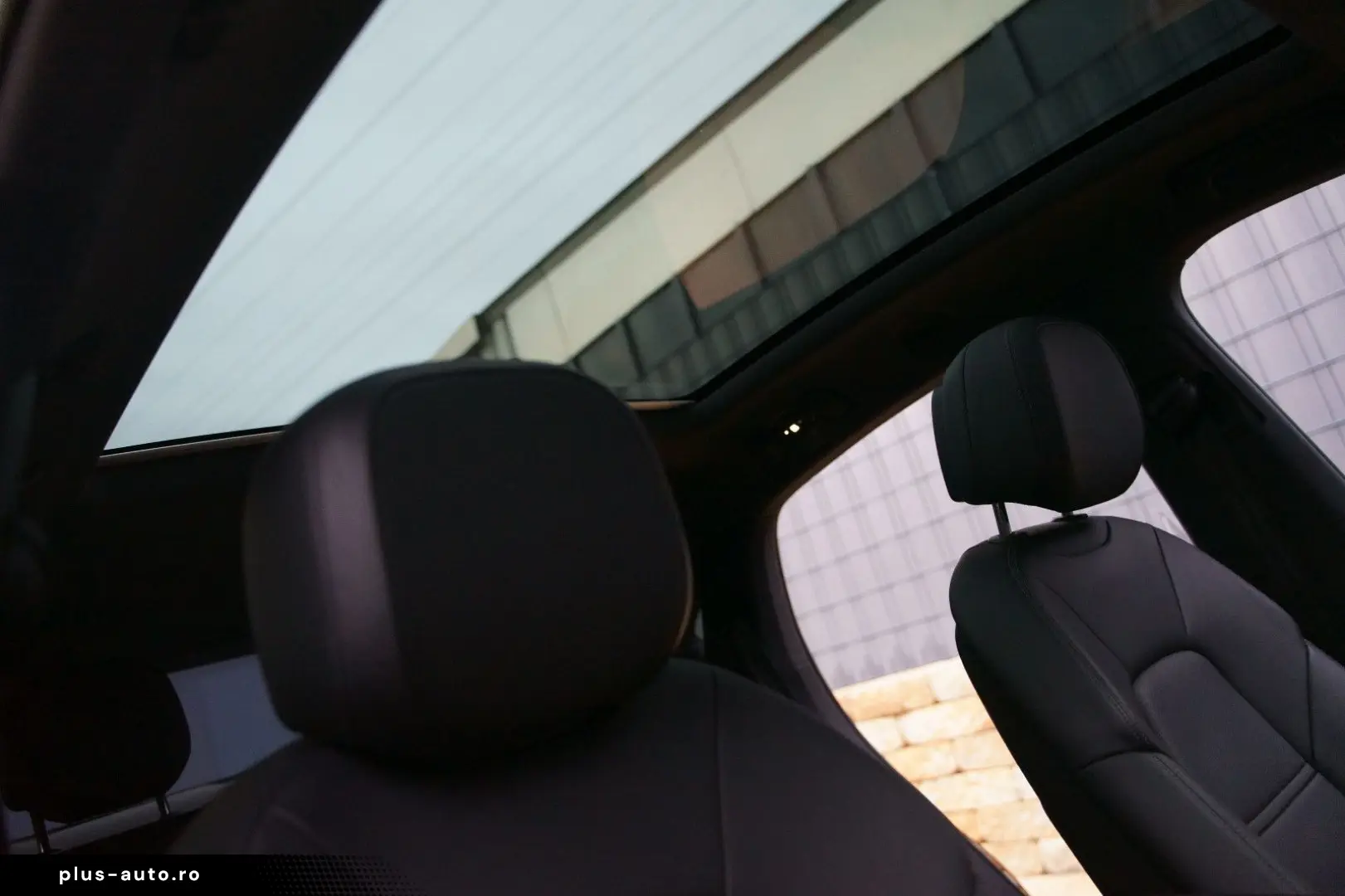 PORSCHE Cayenne Coupe E-Hybrid