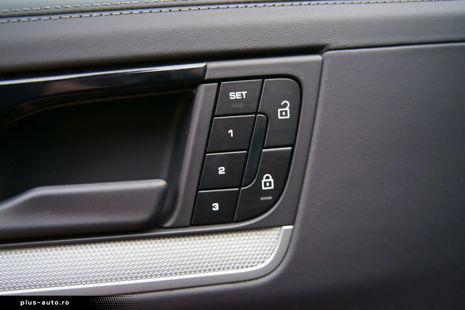 PORSCHE Cayenne Coupe E-Hybrid