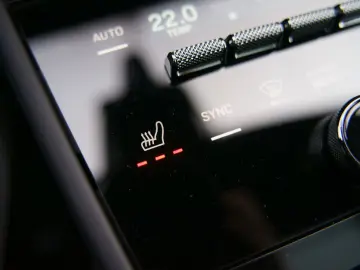 PORSCHE Cayenne Coupe E-Hybrid