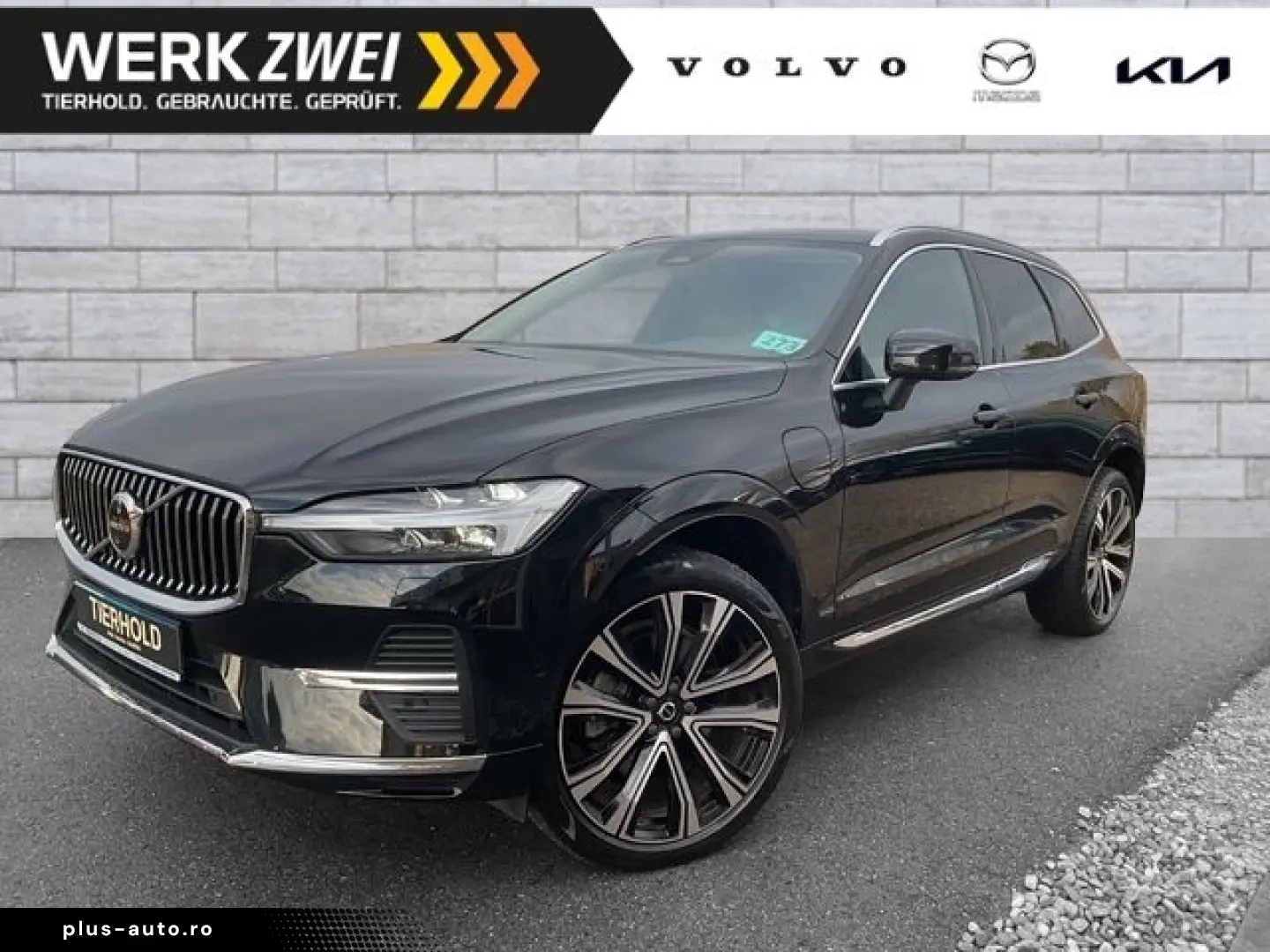 VOLVO XC60 T6 Plus Bright Plug-In AHK ACC 360  PANO