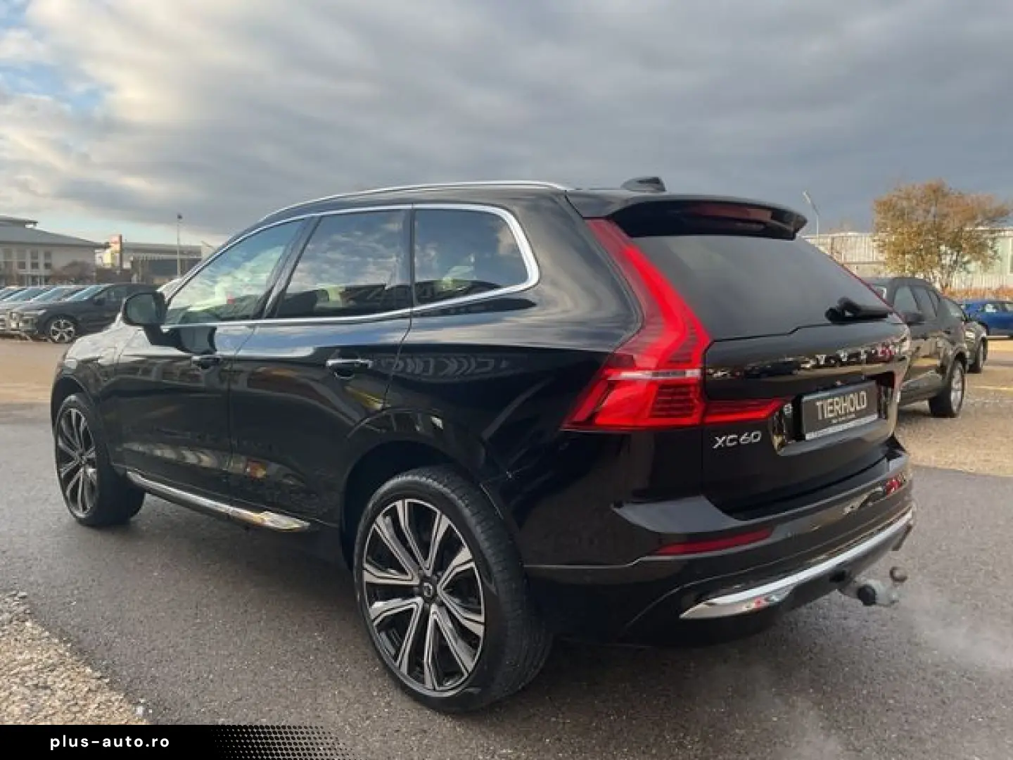 VOLVO XC60 T6 Plus Bright Plug-In AHK ACC 360  PANO