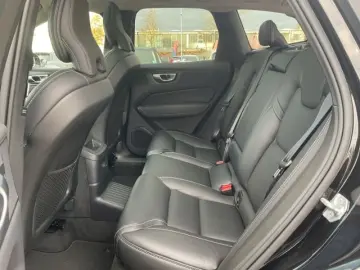 VOLVO XC60 T6 Plus Bright Plug-In AHK ACC 360  PANO