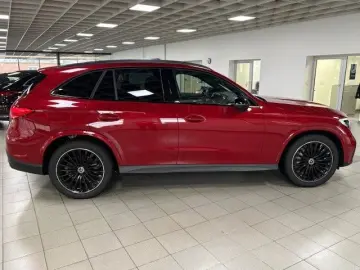 MERCEDES-BENZ GLC300d4M  AMG STHZG AHK PANO NIGHT SOUND 360