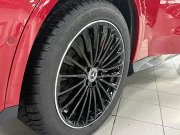 MERCEDES-BENZ GLC300d4M  AMG STHZG AHK PANO NIGHT SOUND 360