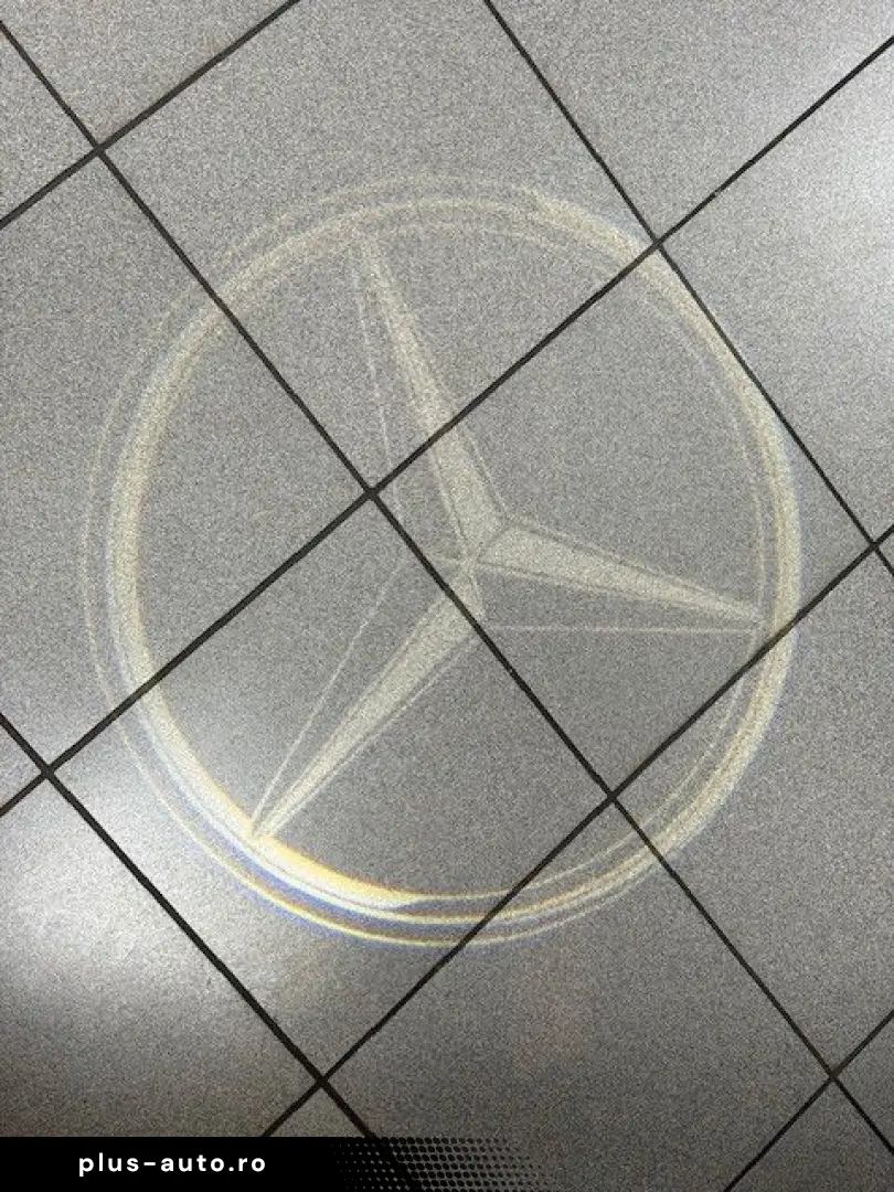 MERCEDES-BENZ GLC300d4M  AMG STHZG AHK PANO NIGHT SOUND 360