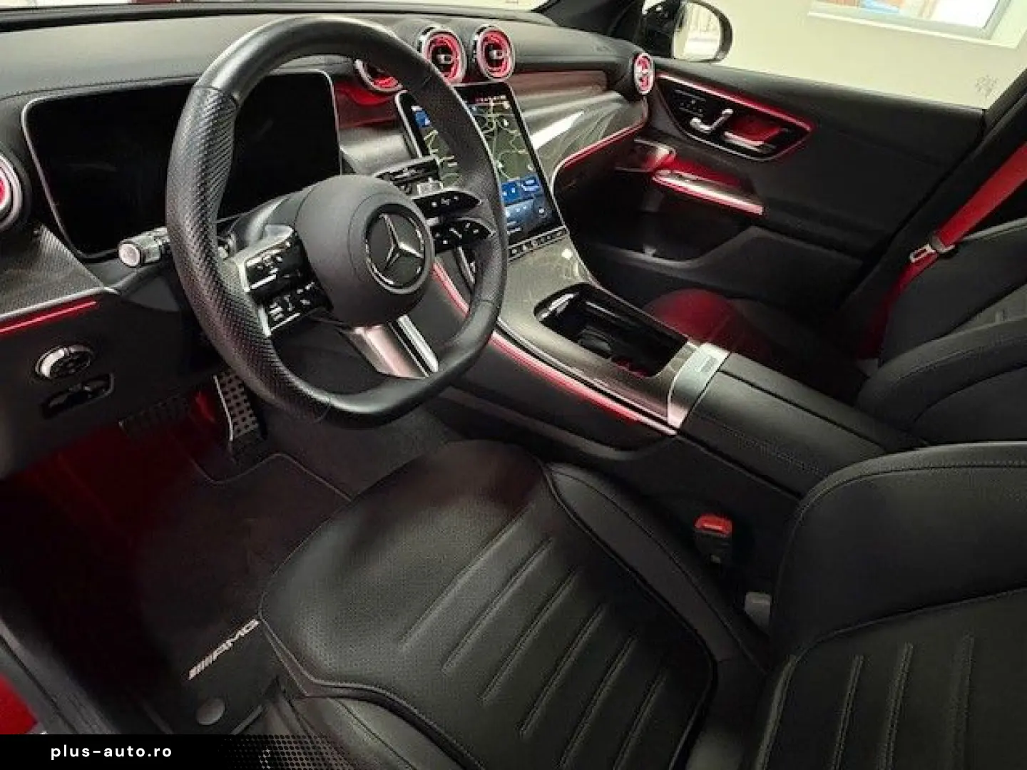 MERCEDES-BENZ GLC300d4M  AMG STHZG AHK PANO NIGHT SOUND 360