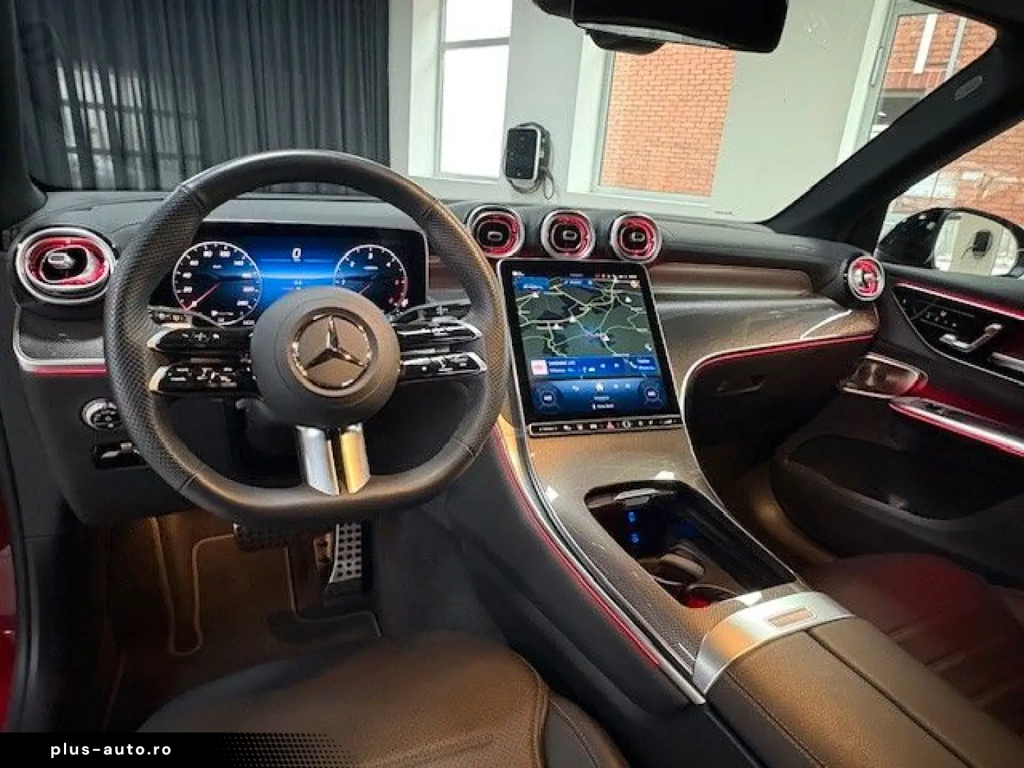 MERCEDES-BENZ GLC300d4M  AMG STHZG AHK PANO NIGHT SOUND 360