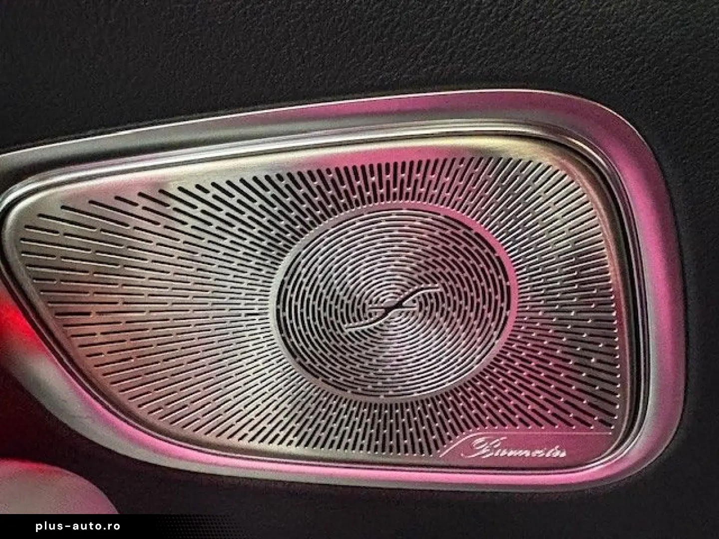 MERCEDES-BENZ GLC300d4M  AMG STHZG AHK PANO NIGHT SOUND 360