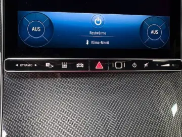 MERCEDES-BENZ GLC300d4M  AMG STHZG AHK PANO NIGHT SOUND 360