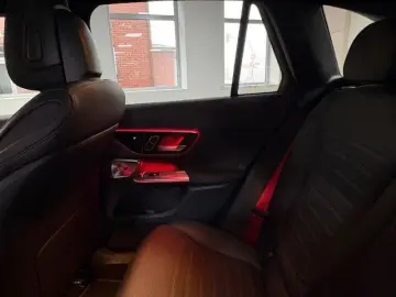 MERCEDES-BENZ GLC300d4M  AMG STHZG AHK PANO NIGHT SOUND 360