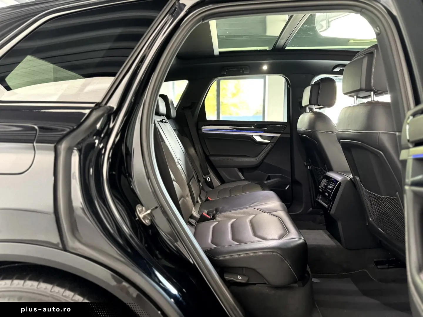 VW Touareg 3.0TDI 4Motion R Line BlackStyle Pano IQ