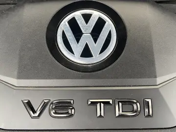 VW Touareg 3.0 TDI Tiptronic 4-MOTION R-Line 21  LU