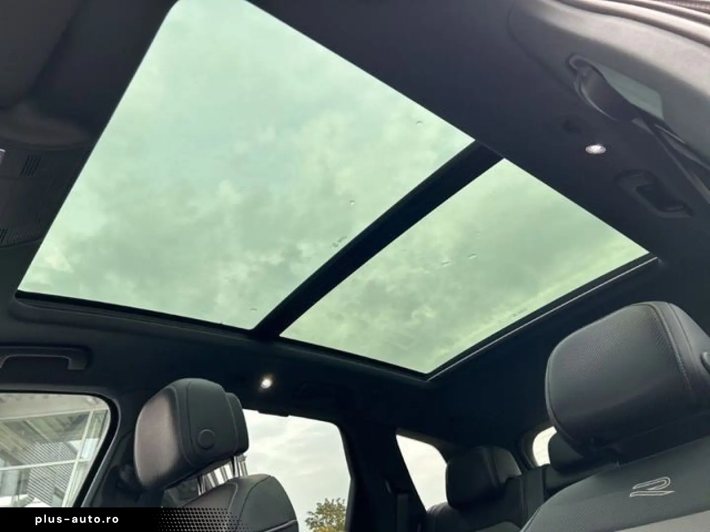 VW Touareg 3.0 TDI R-LINE MATRIX STANDHZ HUD PANO