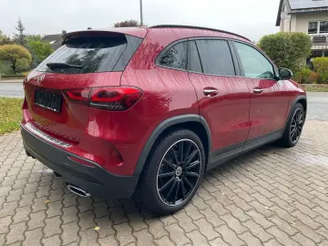 MERCEDES-BENZ GLA 220 d 4Matic AMG Line GARANTIE Pan&hellip;