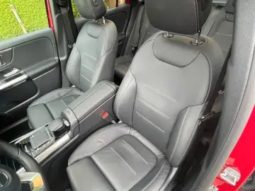 MERCEDES-BENZ GLA 220 d 4Matic AMG Line GARANTIE Pan&hellip;