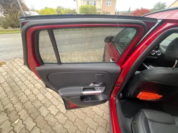 MERCEDES-BENZ GLA 220 d 4Matic AMG Line GARANTIE Pan&hellip;