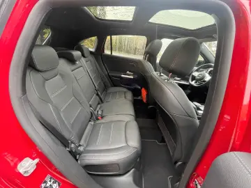 MERCEDES-BENZ GLA 220 d 4Matic AMG Line GARANTIE Pan&hellip;