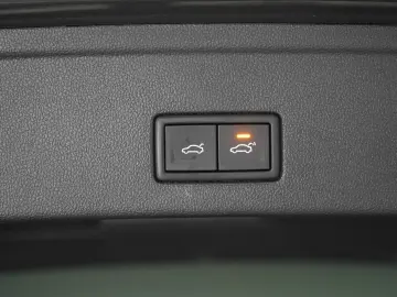 VW Touareg 3.0 V6 TDI 4Motion R line Navi Leder ACC