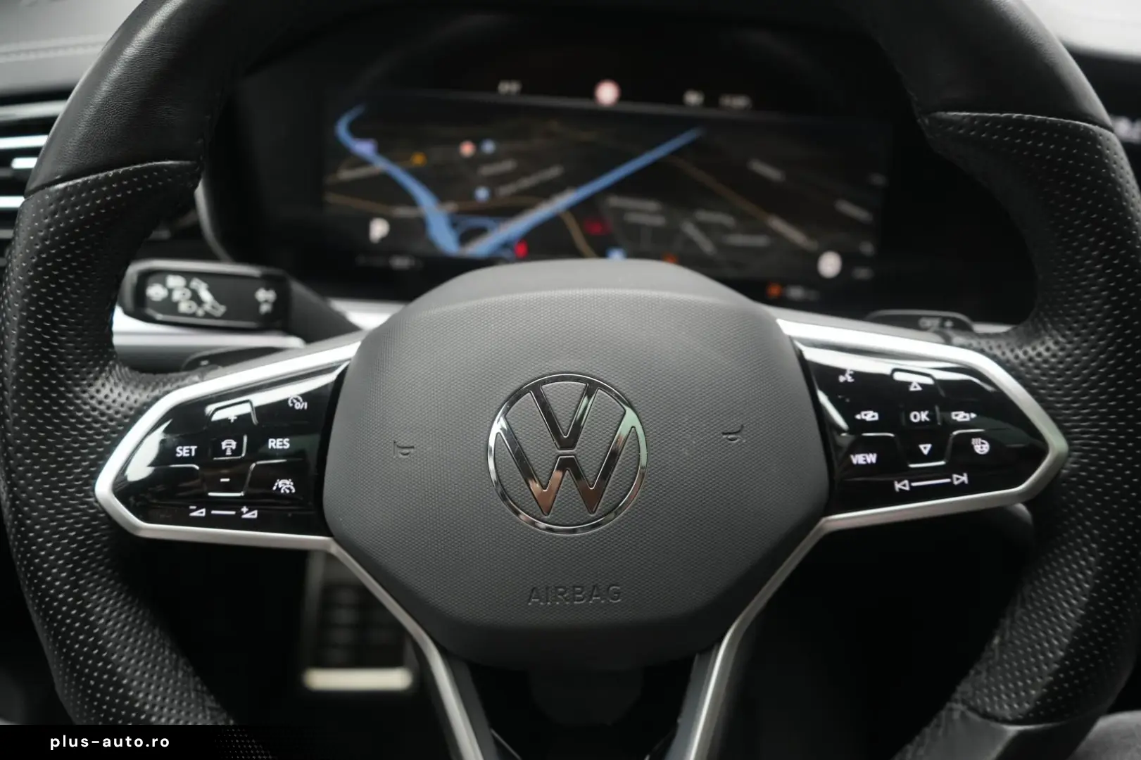 VW Touareg 3.0 V6 TDI 4Motion R line Navi Leder ACC