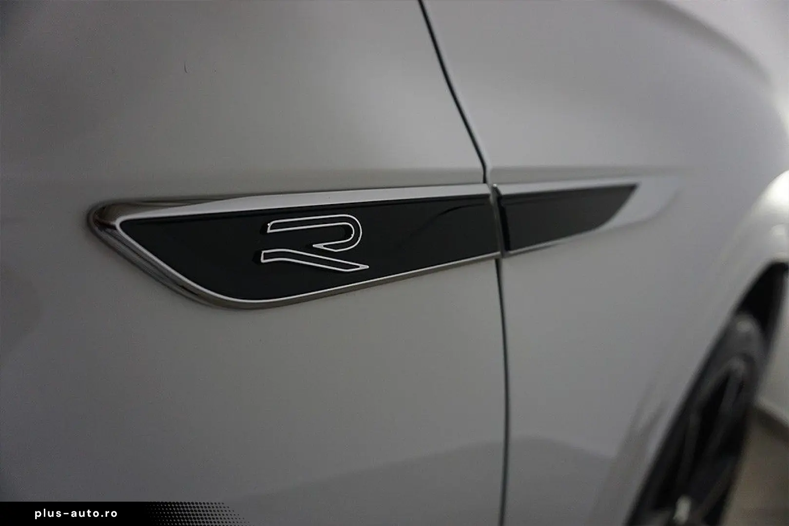 VW Touareg 3.0TDI Tiptr R-Line 4M Virtual AHK Pano