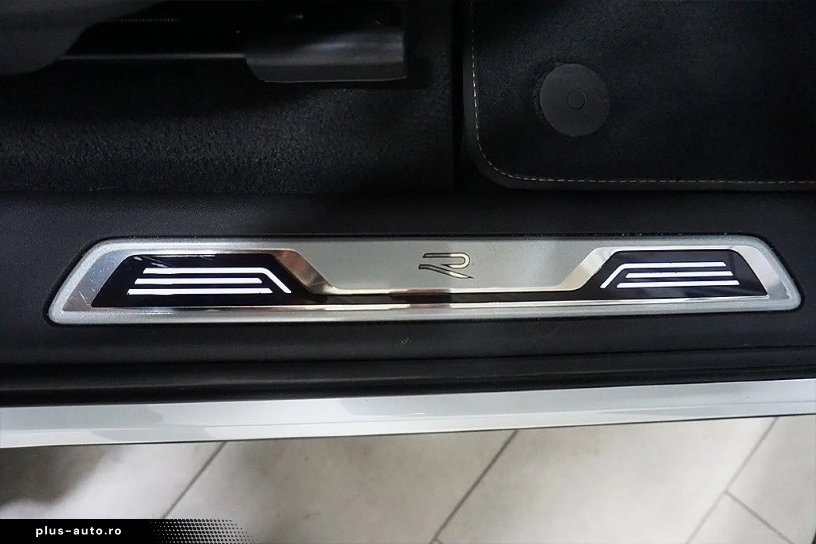 VW Touareg 3.0TDI Tiptr R-Line 4M Virtual AHK Pano