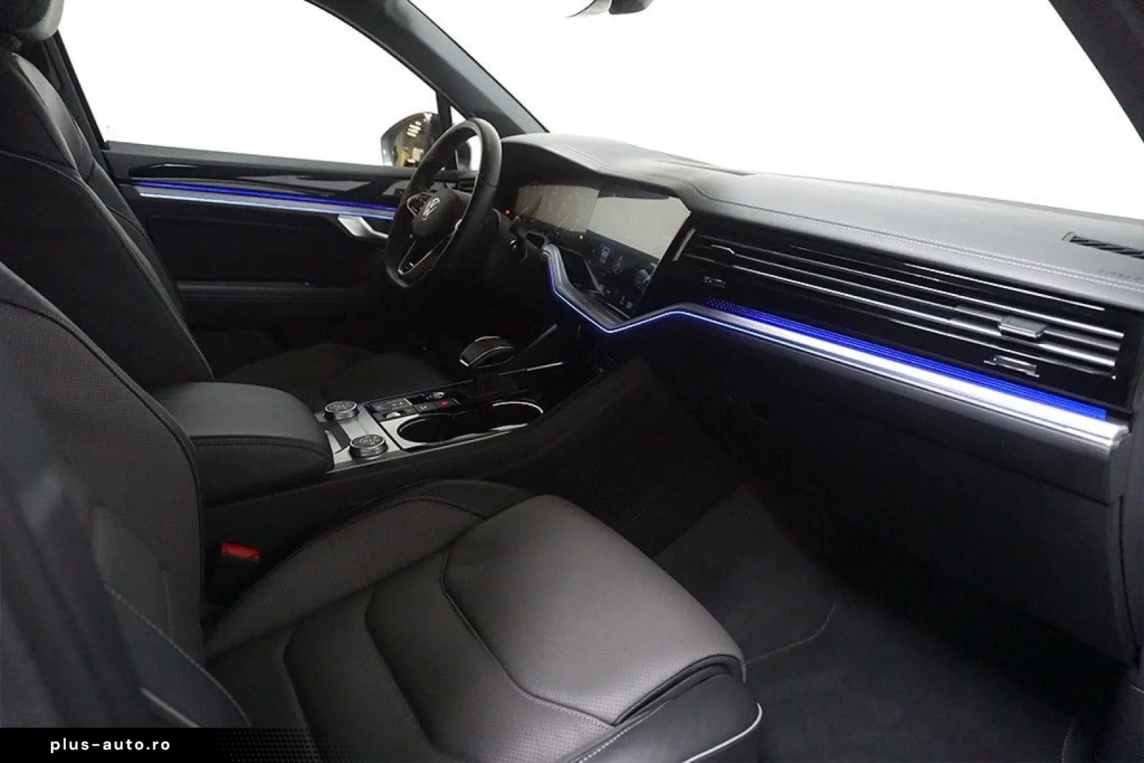 VW Touareg 3.0TDI Tiptr R-Line 4M Virtual AHK Pano