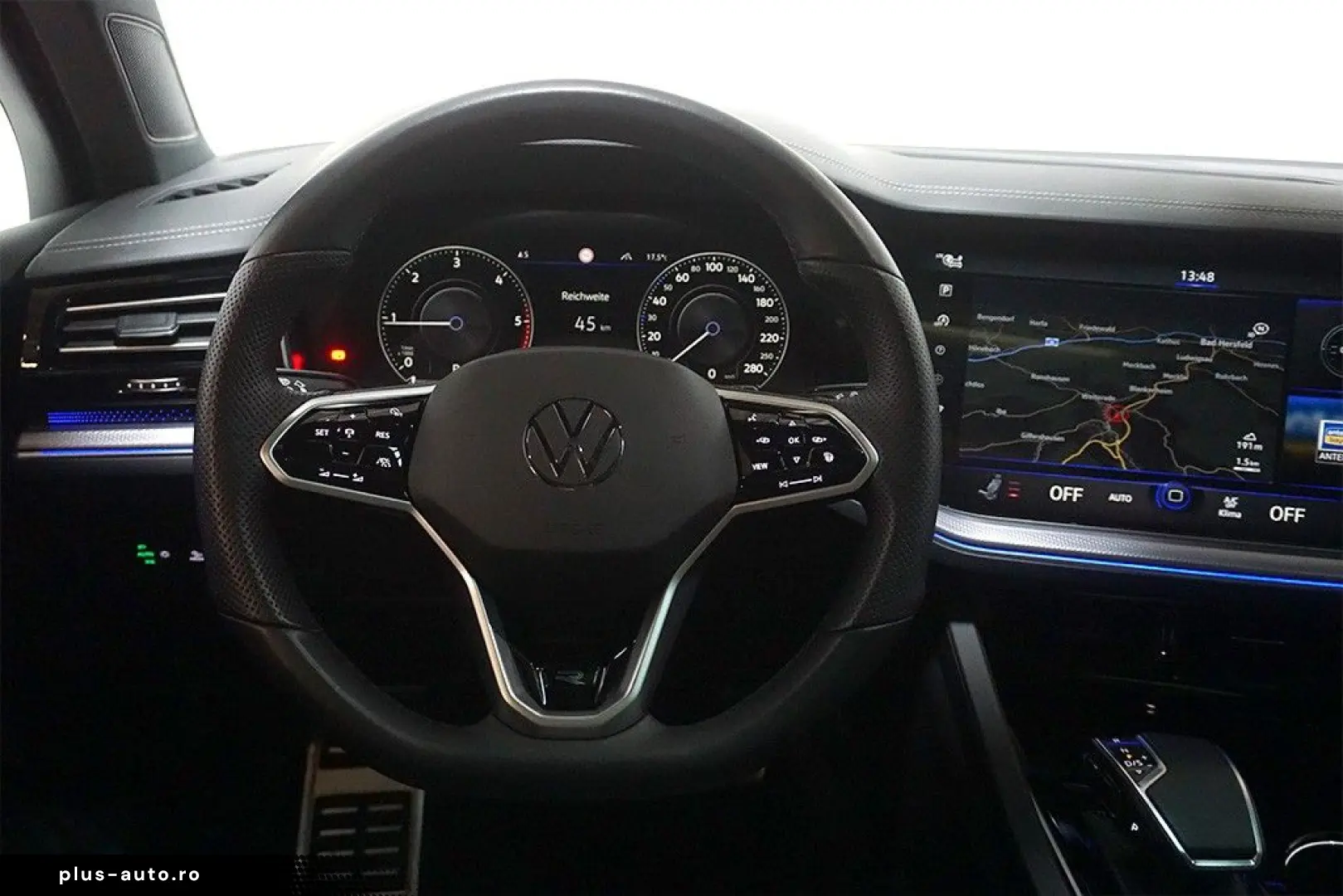 VW Touareg 3.0TDI Tiptr R-Line 4M Virtual AHK Pano
