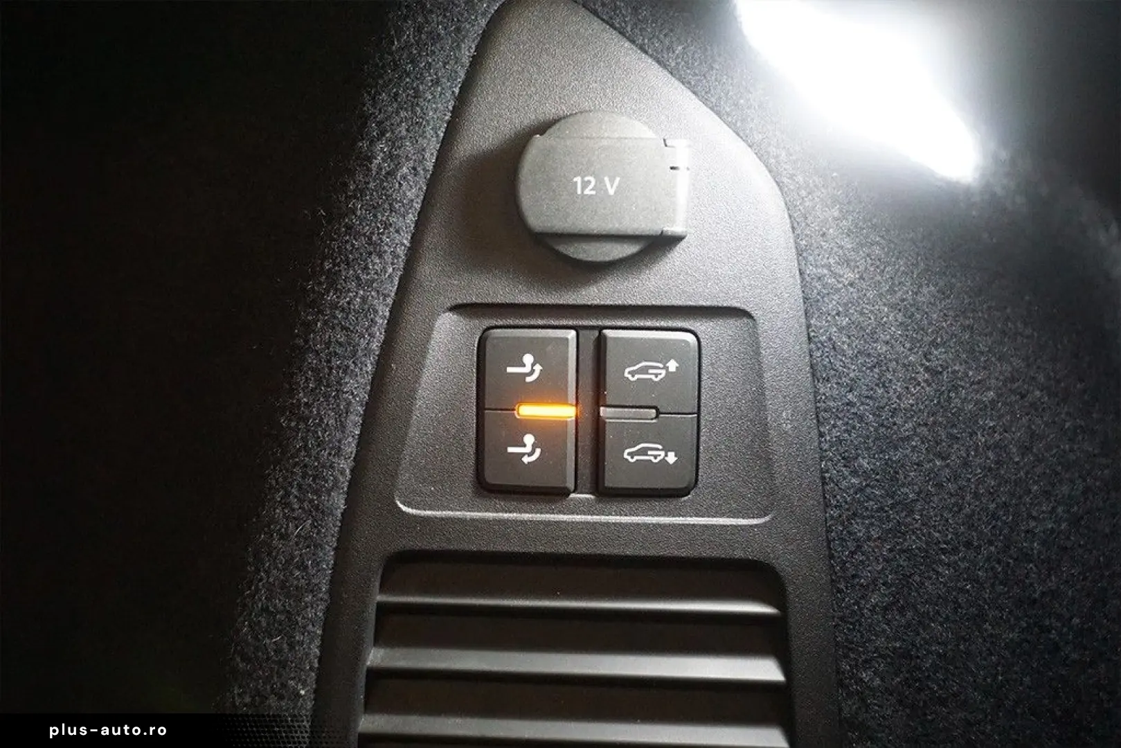 VW Touareg 3.0TDI Tiptr R-Line 4M Virtual AHK Pano