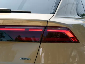 Audi Q8 50 TDI QUATTRO. Linia S. MATRIX.