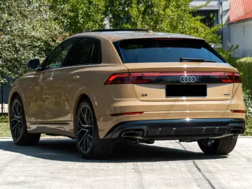 Audi Q8 50 TDI QUATTRO. Linia S. MATRIX.