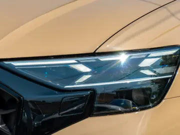 Audi Q8 50 TDI QUATTRO. Linia S. MATRIX.