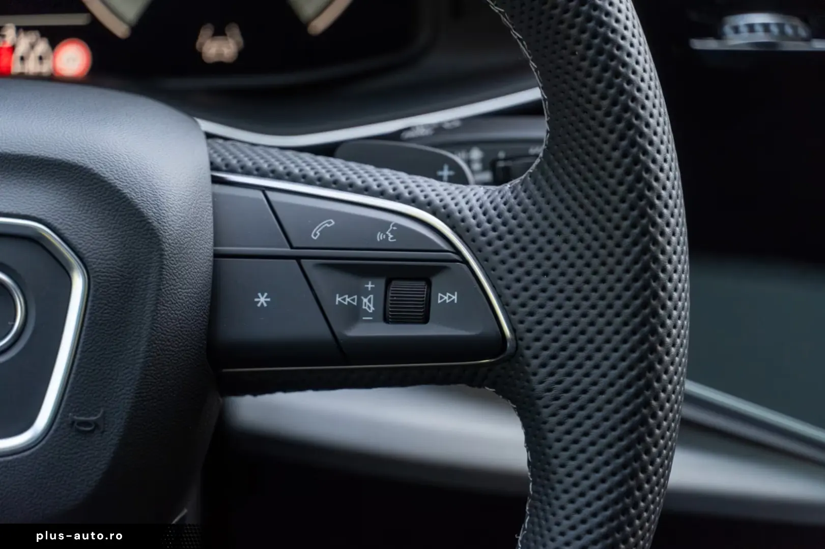 Audi Q8 50 TDI QUATTRO. Linia S. MATRIX.