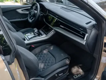 Audi Q8 50 TDI QUATTRO. Linia S. MATRIX.