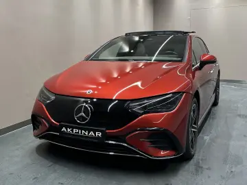 MERCEDES-BENZ EQE500 4Matic AMG LINE  1. HAND HEAD-UP 360